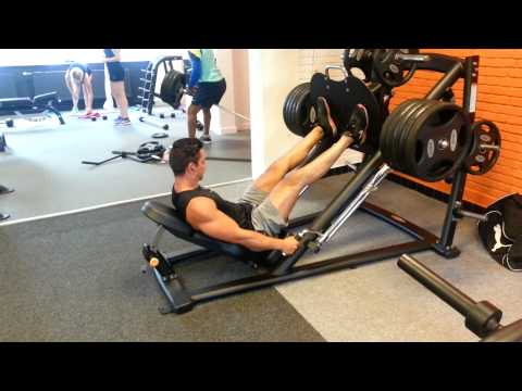 Training @ BasicFit Maastricht Leg Press 6 x 294kg