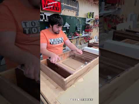 Making an Acrylic Door