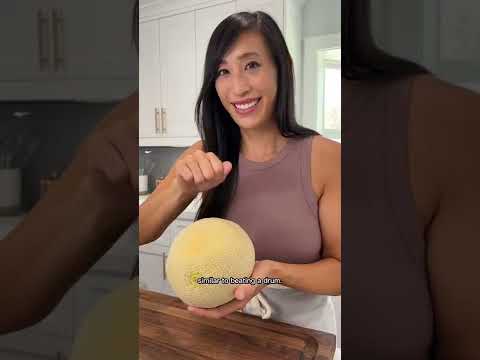 3 Simple Tips for Picking Ripe and Sweet Cantaloupe